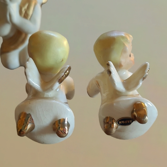 BEAUTIFUL VINTAGE PORCELAIN ANGLE NAPKIN HOLDER & CANDLE HUGGERS ~ COLLECTABLES - Picture 10 of 11